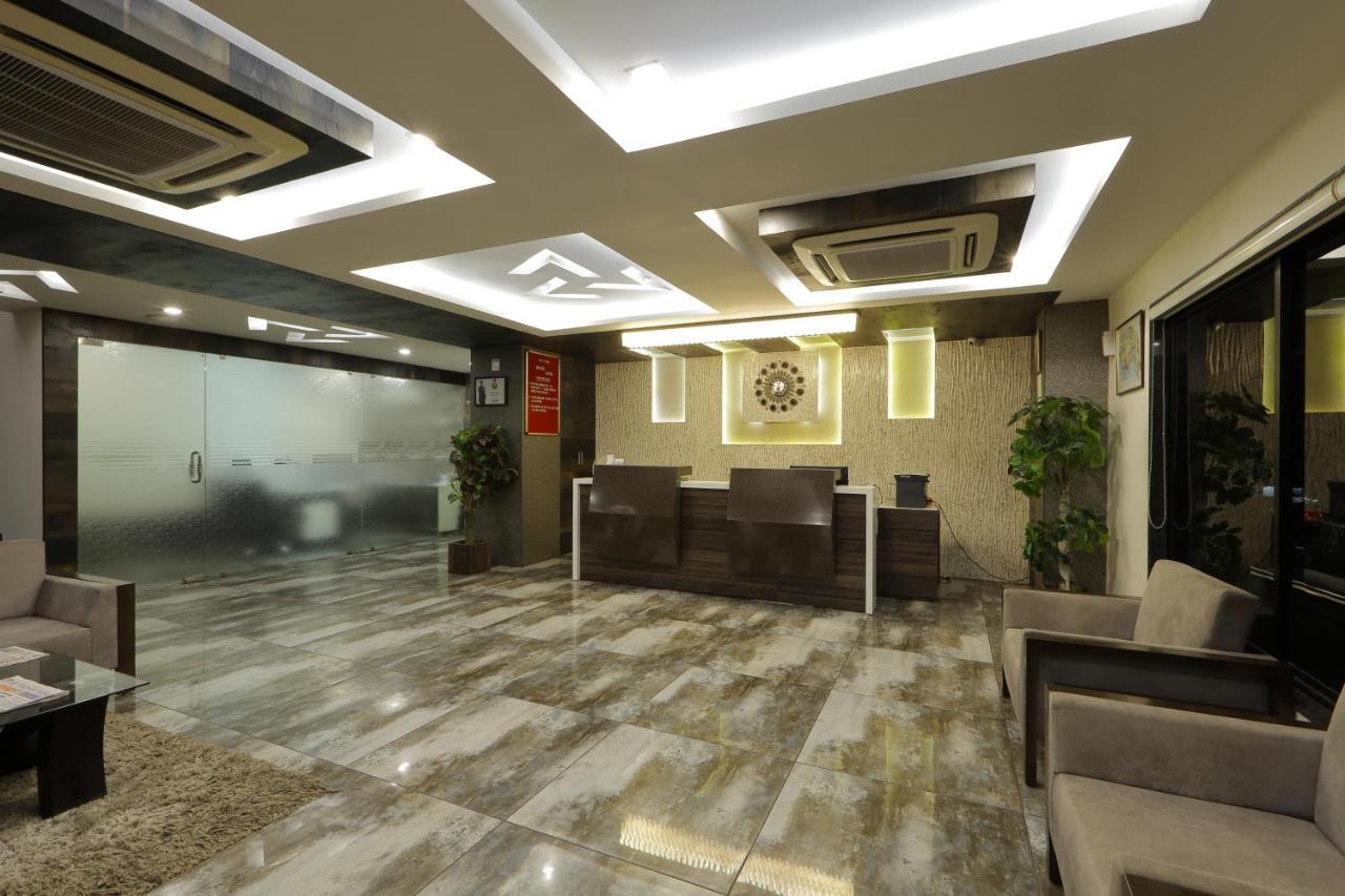 Hotel Unity Ahmedabad Exterior photo