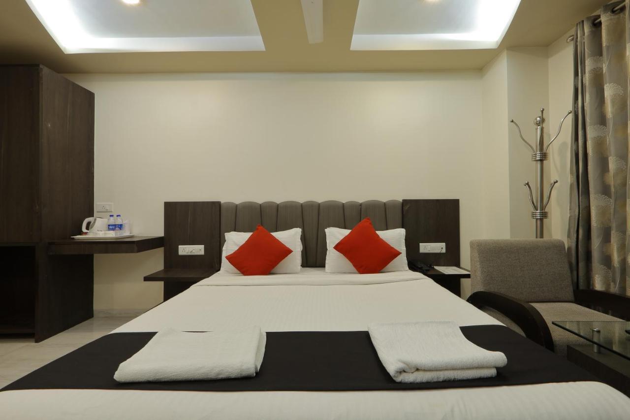 Hotel Unity Ahmedabad Exterior photo