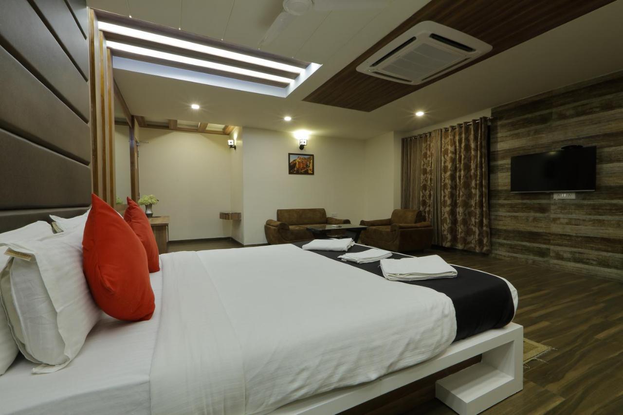 Hotel Unity Ahmedabad Exterior photo
